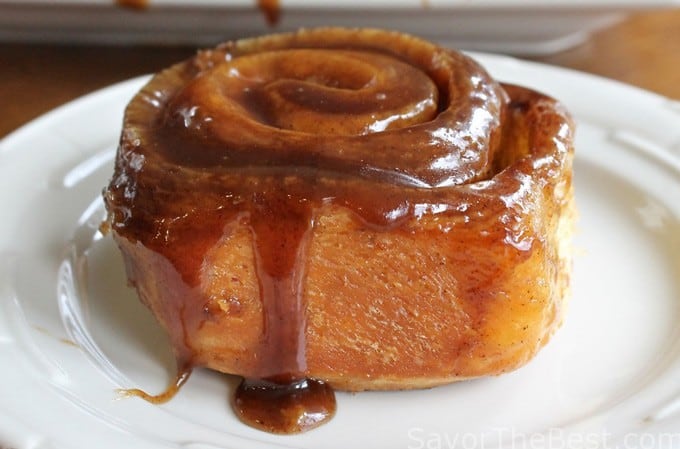 sticky cinnamon rolls