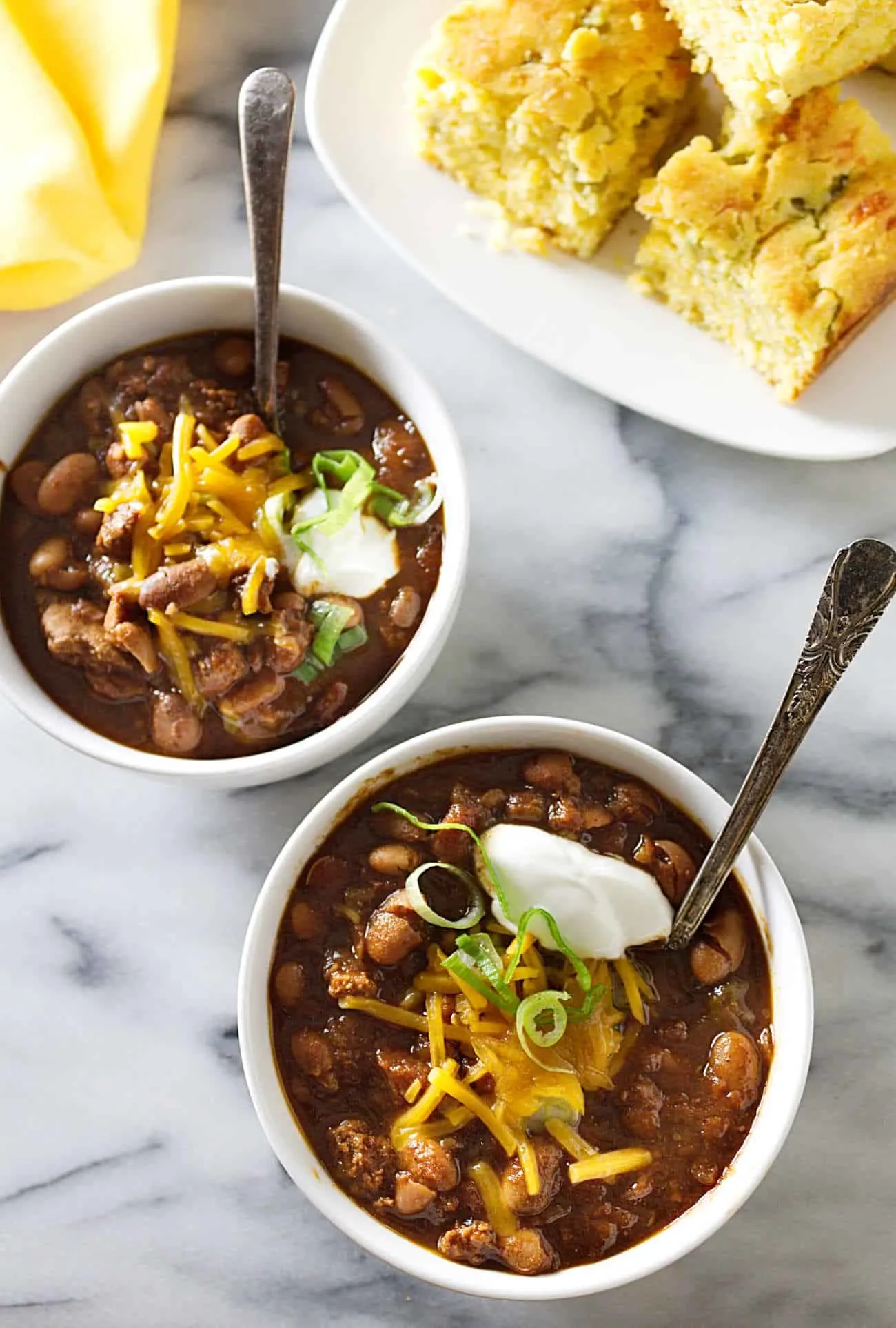 slow cooker turkey and beer chili with beans