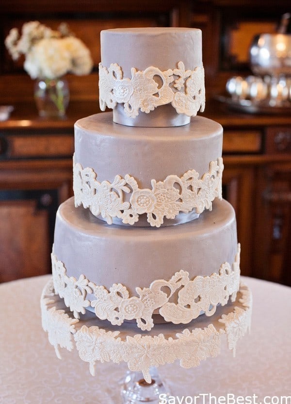 Lace appliqué wedding cake design