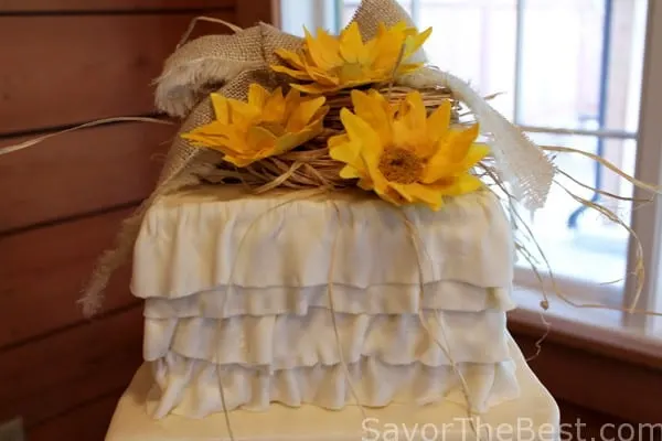 Country themed wedding cake