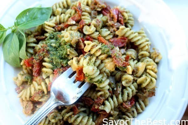 Pesto Pasta with Prosciutto and Sun Dried Tomatoes