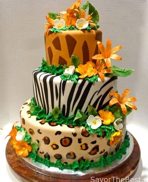 tropical jungle cake design