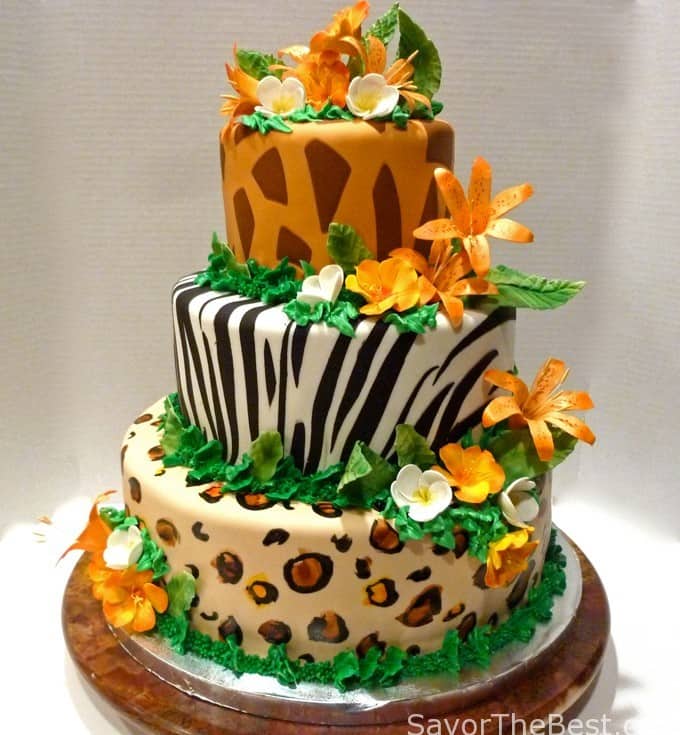 tropical jungle cake design