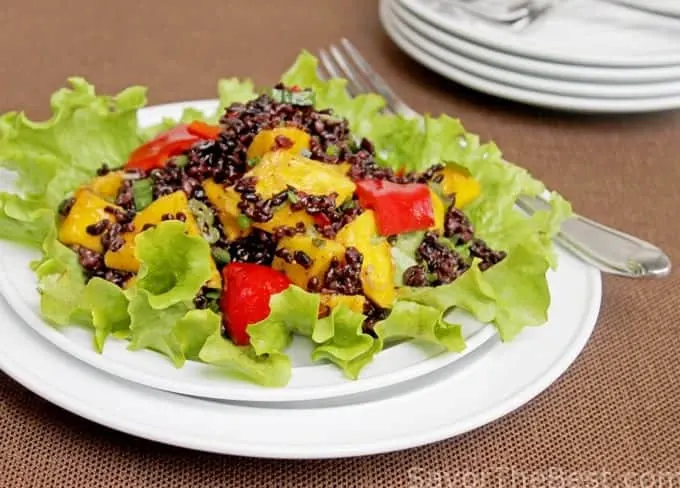 Black rice-Mango Salad