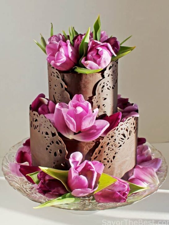 chocolate band around cake