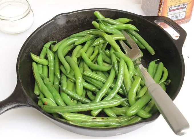 Green beans in a skillet. 