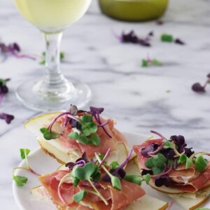 Asian Pear Prosciutto Appetizers