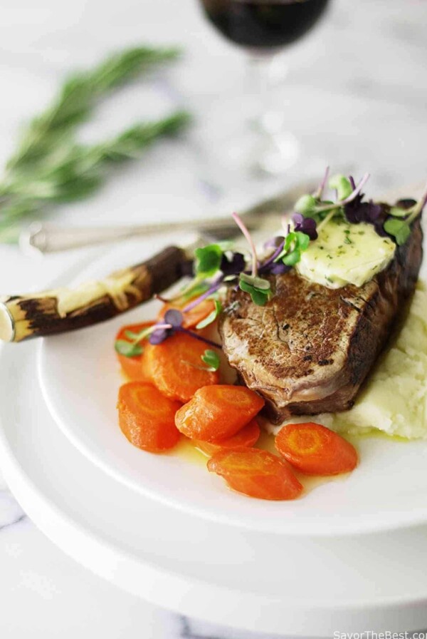 Beef Tenderloin Steaks with Garlic-Herb Compound Butter