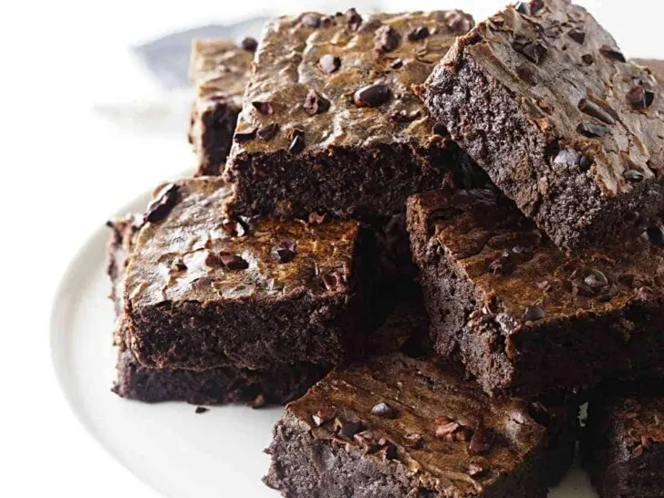 These fudgy brownies with cocoa nibs are made with the ancient grain Einkorn flour. They are fudgy delicious and the cocoa nibs are crisp and crunchy.