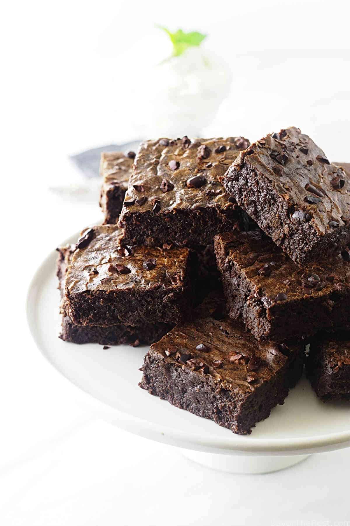These fudgy brownies with cocoa nibs are made with the ancient grain Einkorn flour. They are fudgy delicious and the cocoa nibs are crisp and crunchy.