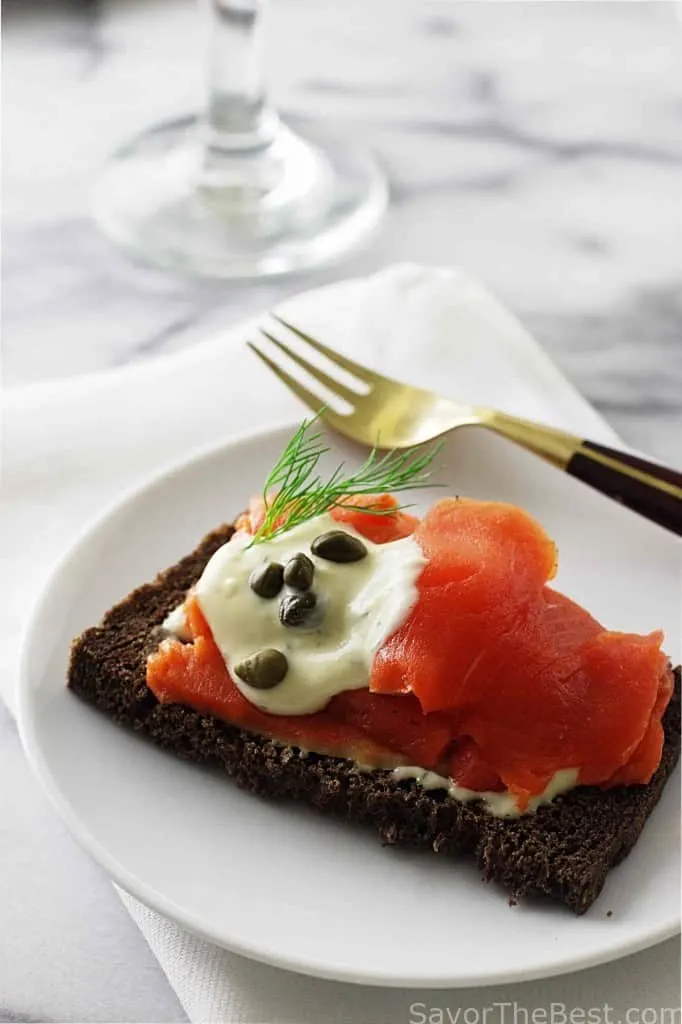 Salmon Gravlax