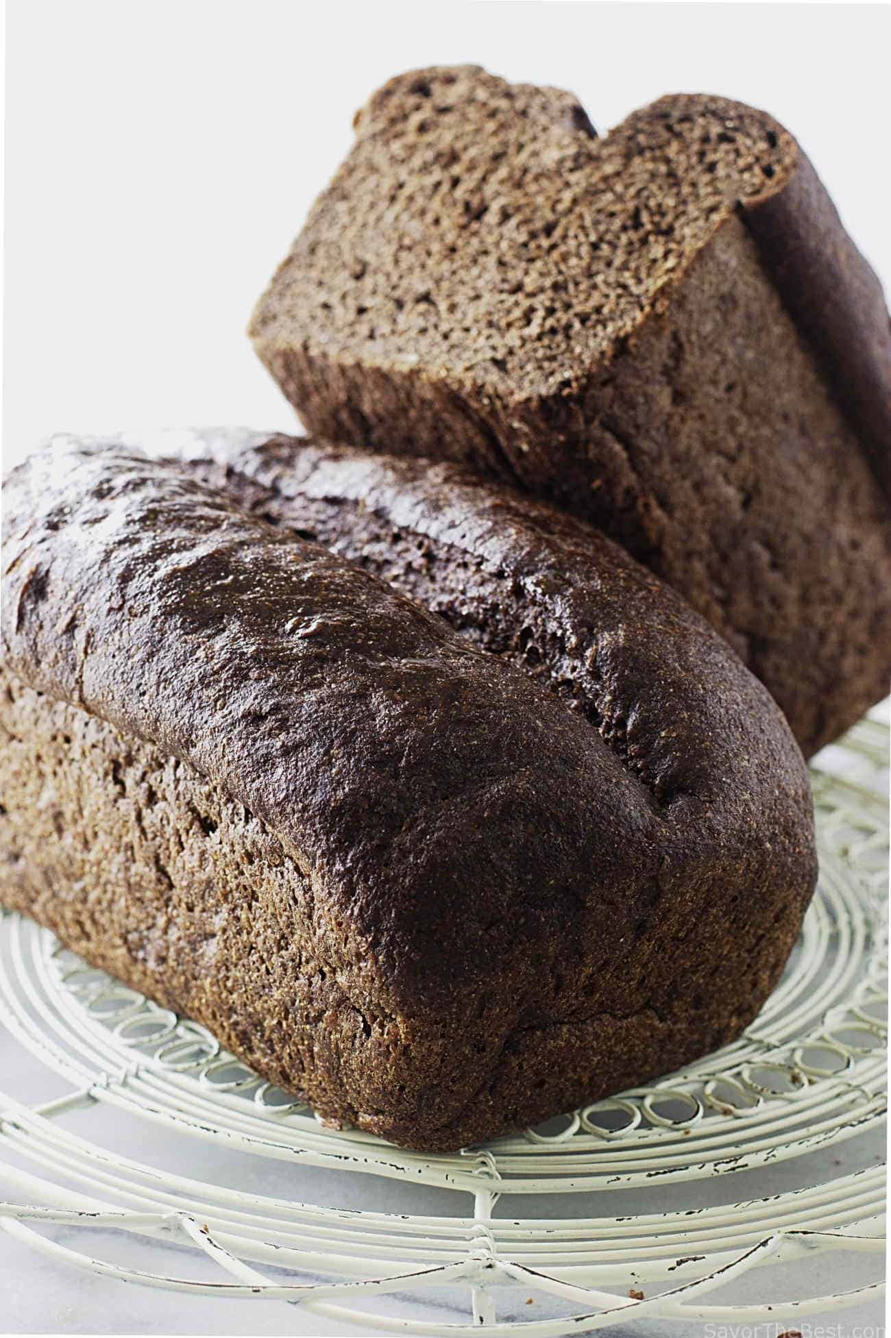 Sprouted rye bread 