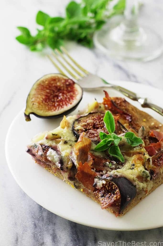 Fig, Gorgonzola and Prosciutto Flatbread