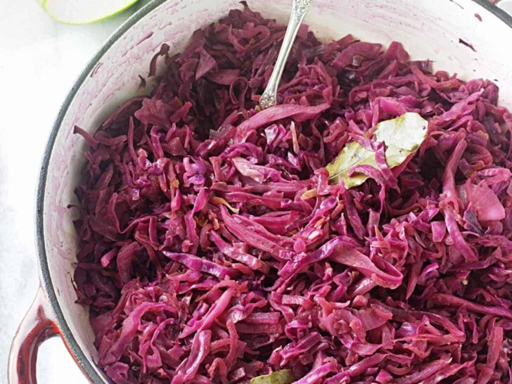 Red Cabbage with Apples (Rotkohl mit Apfein)