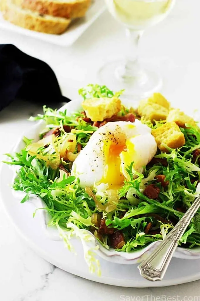 lyonnaisse-salad-with-duck-egg_1311
