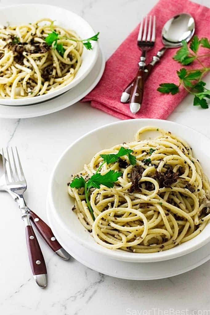 Pasta Strands with Black Truffle Sauce