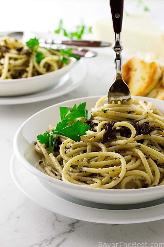 Black Truffles with Pasta Strands