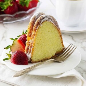 Old-Fashioned Cream Cheese Pound Cake