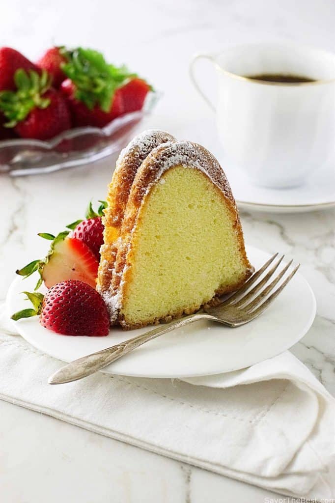 Old-Fashioned Cream Cheese Pound Cake