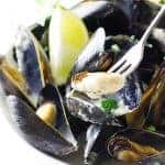 Lemongrass-Coconut Steamed Mussels