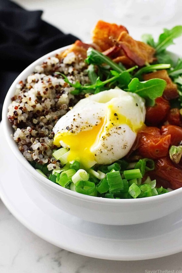 Quinoa Breakfast Bowl