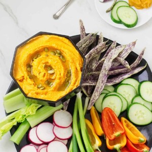 Sriracha Carrot Hummus