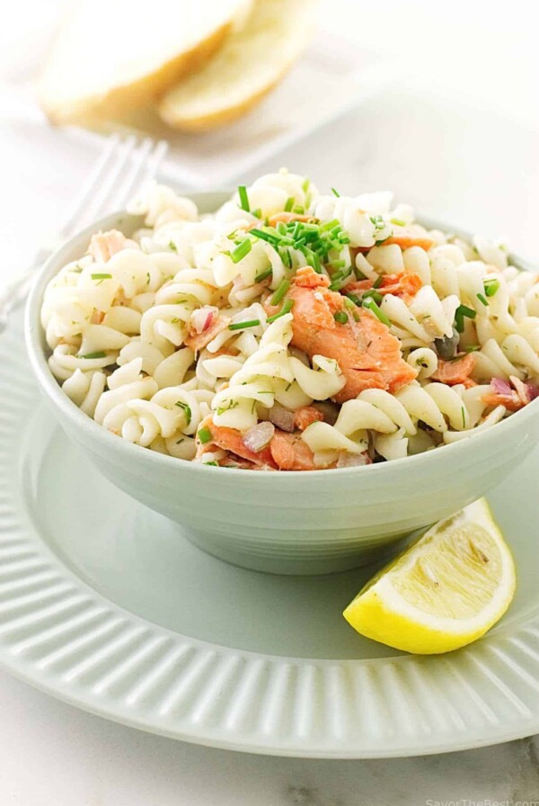 Salmon Salad with Spelt Pasta