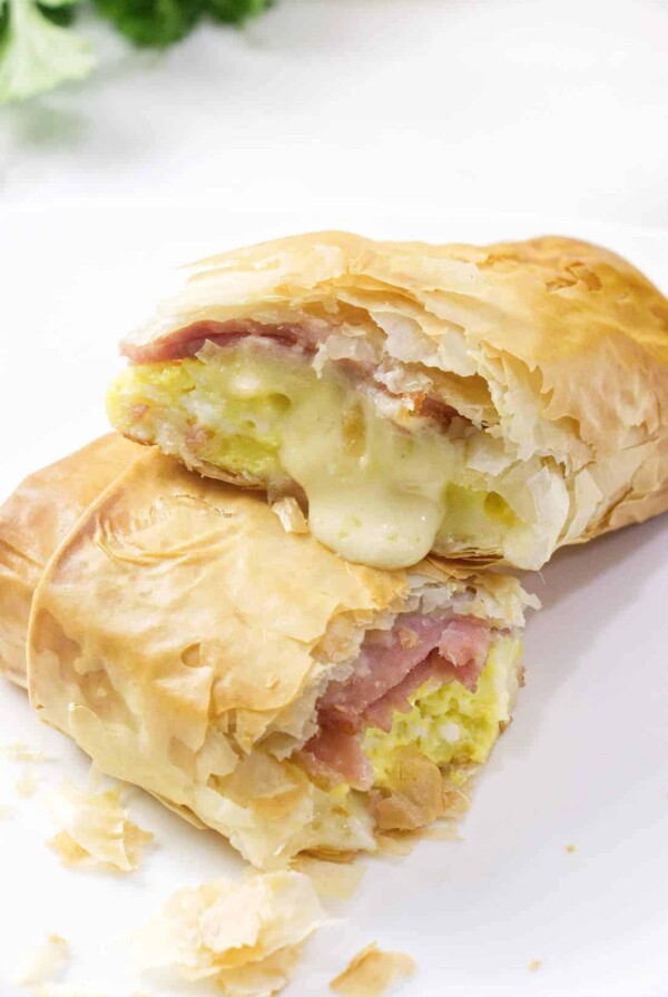 Phyllo breakfast wraps