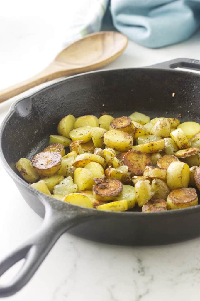 Breakfast Potato Skillet with Bacon and Mushrooms