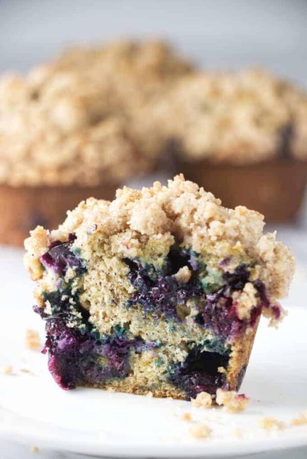 banana blueberry muffins with cinnamon crumb topping