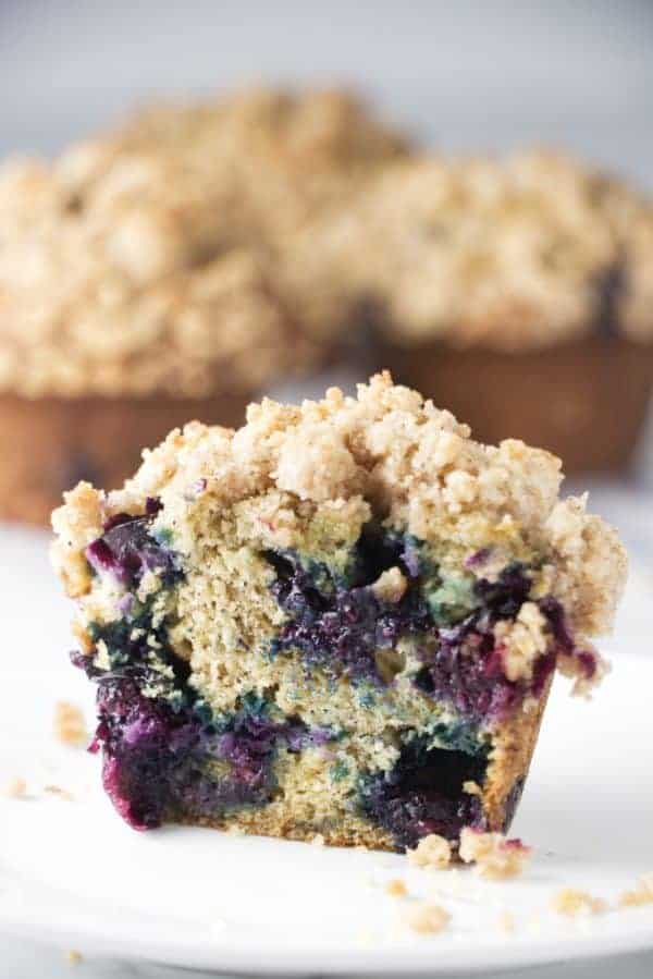 vegan blueberry muffins with crumb topping