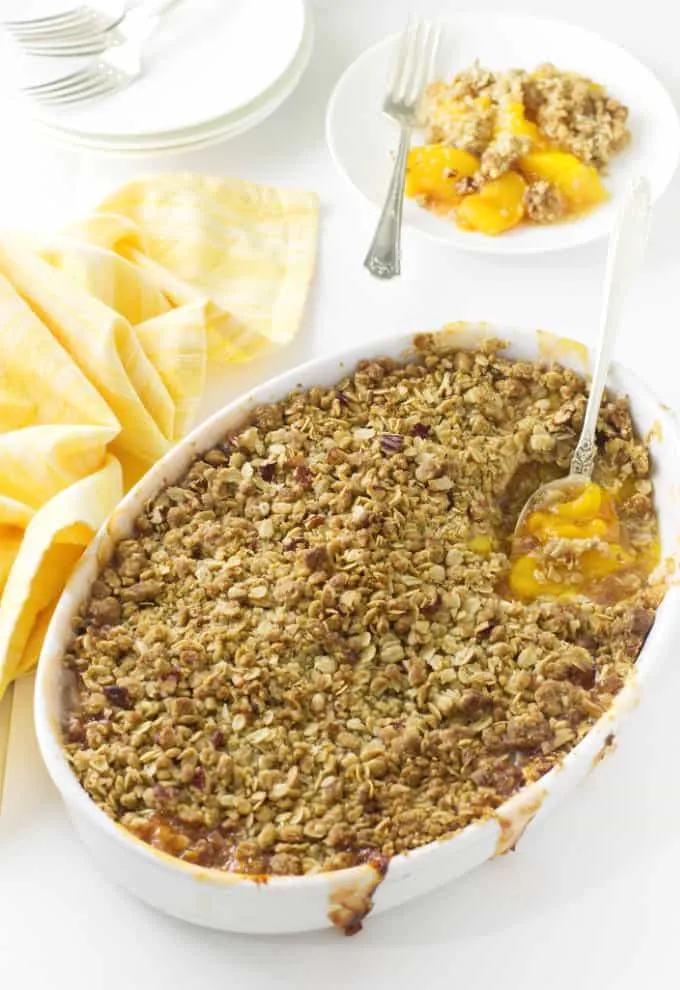 Easy Peach Crisp with Oatmeal Crumble