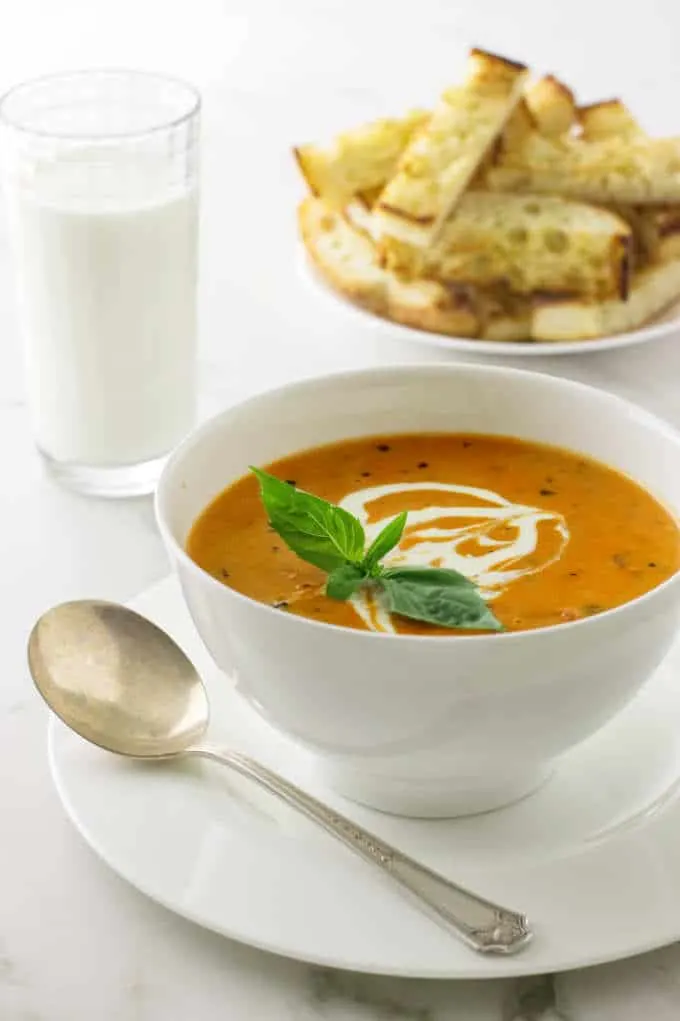 Creamy Roasted Tomato-Basil Soup