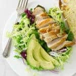 Green salad with avocado and chicken