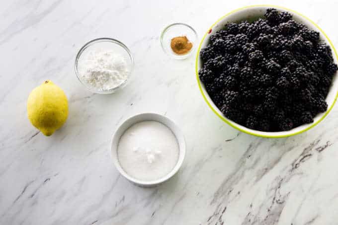 ingredients for the filling for a blackberry crumble