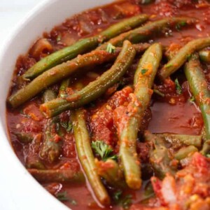 Lebanese braised green beans in a bowl