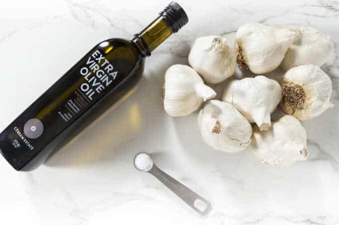 The ingredients needed for instant pot roasted garlic.