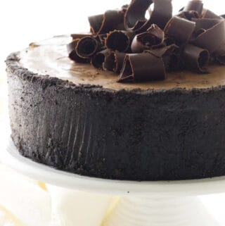 No-Bake Chocolate Bailey's Cheesecake - Savor the Best