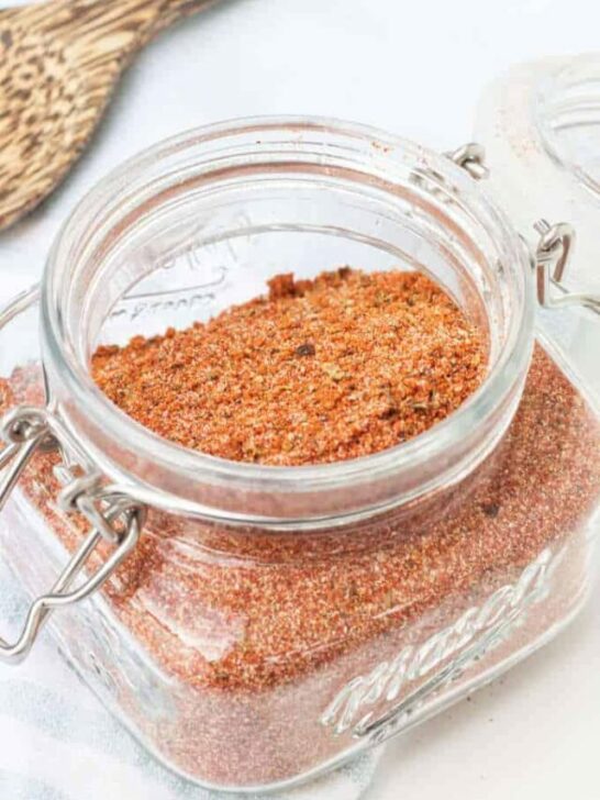 Barbeque seasoning blend in a jar