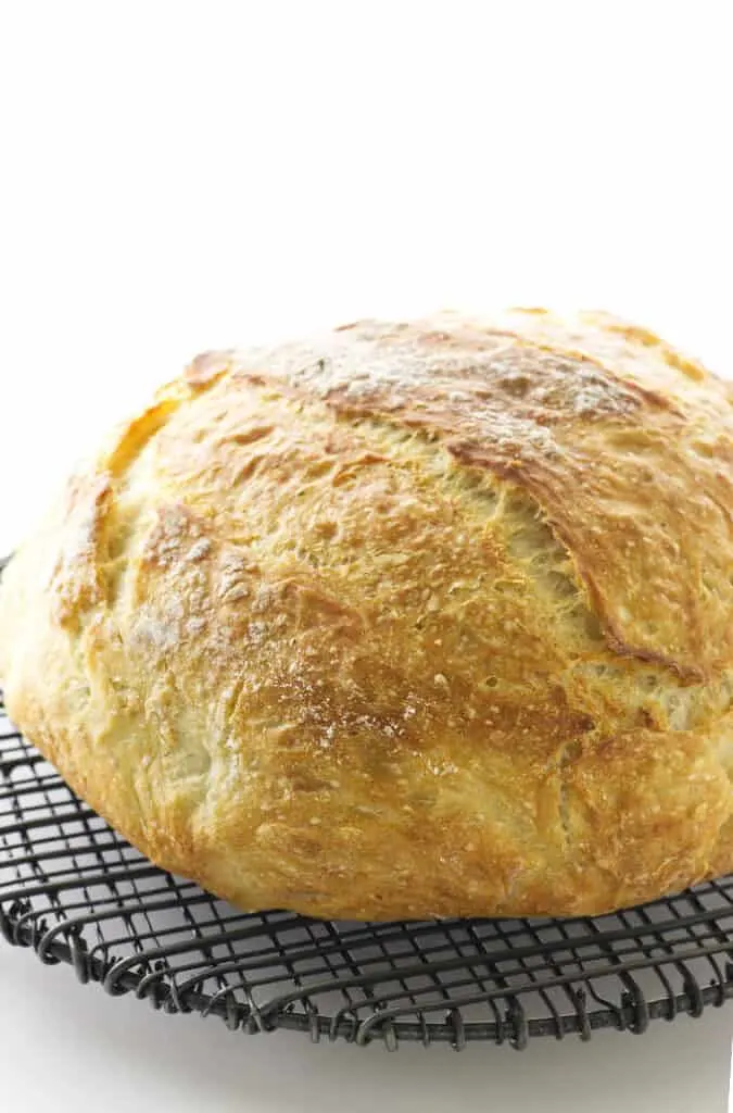 https://savorthebest.com/wp-content/uploads/2020/04/no-knead-dutch-oven-bread_1384-1-675x1024.jpg.webp