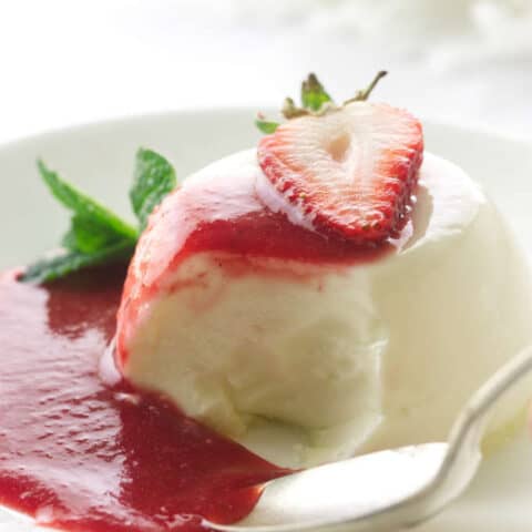 Vanilla Panna Cotta with Strawberry Sauce - Savor the Best