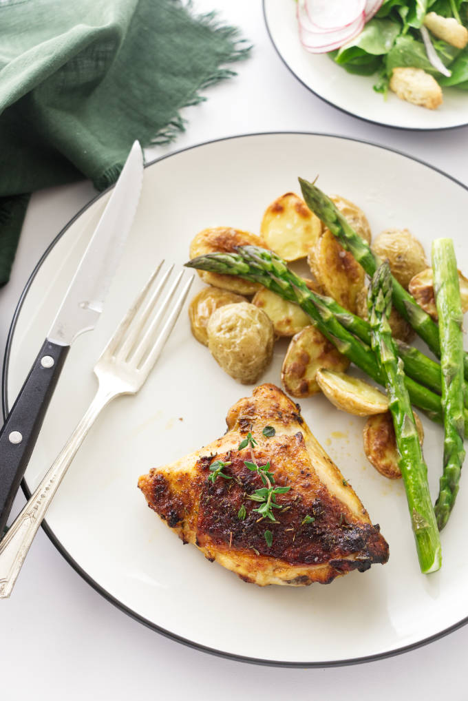 Overhead view of a serving of roasted chicken thighs