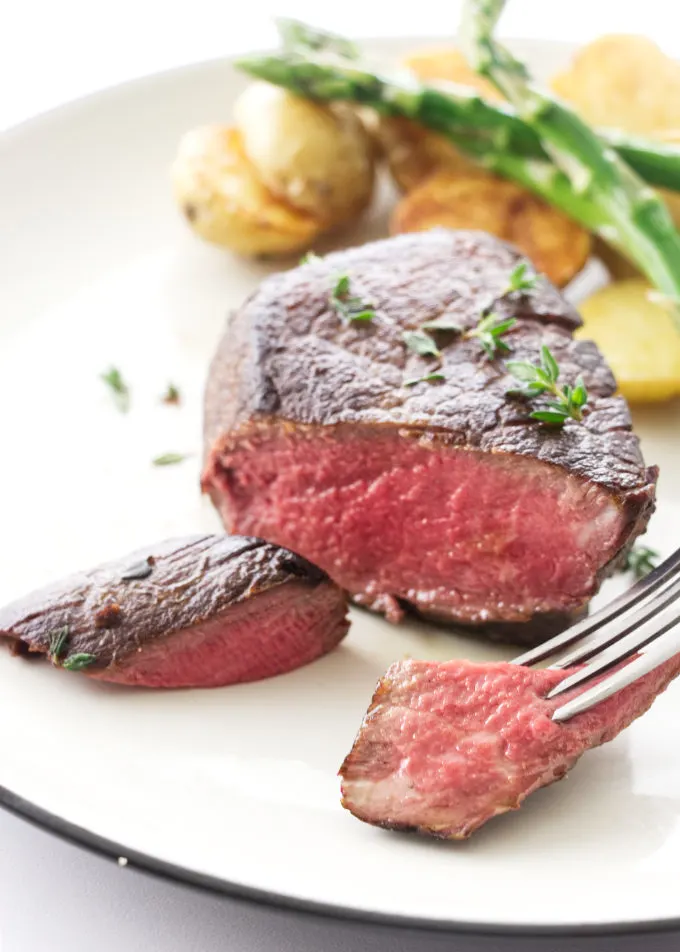 Sous Vide Beef Tenderloin with Port Wine and Garlic Recipe