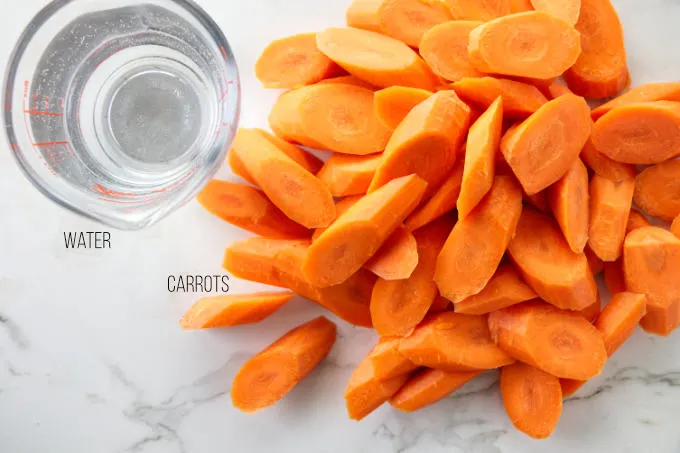 Ingredients used to make Instant Pot steamed carrots.