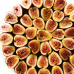 Overview of a fresh fig frangipane tart