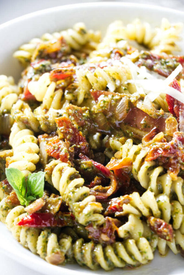 Prosciutto Pesto Pasta with Sun Dried Tomatoes - Savor the Best