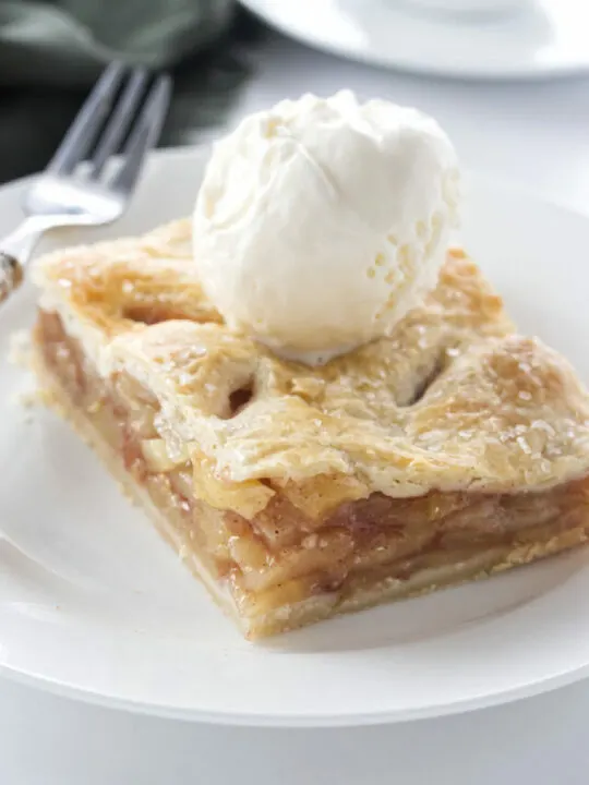 cropped-apple-slab-pie-cover.jpg