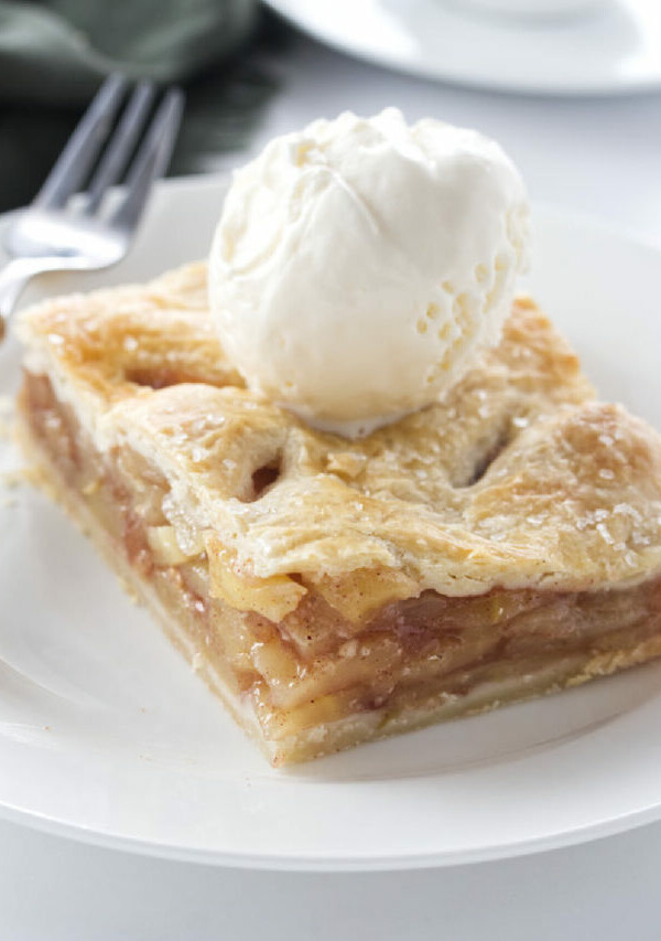 cropped-apple-slab-pie-cover.jpg