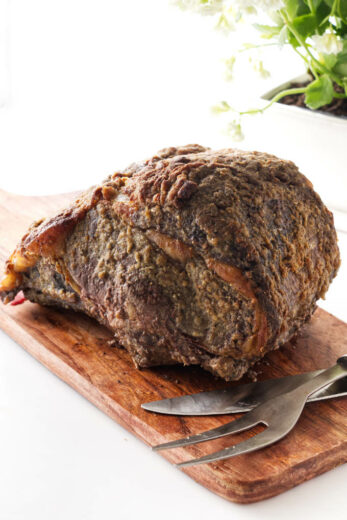 Horseradish Crusted Prime Rib Roast - Savor the Best