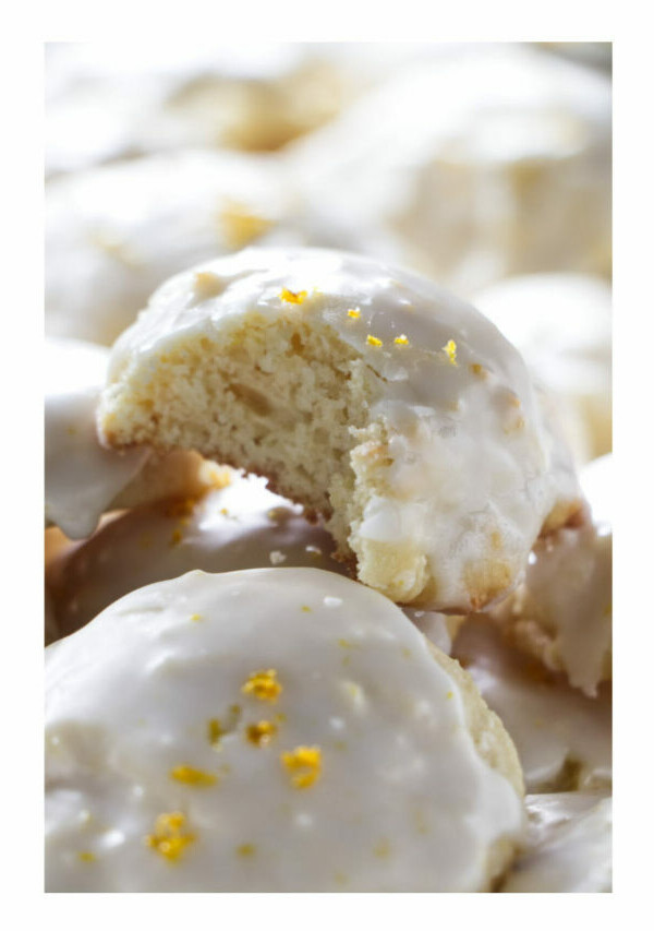 cropped-lemon-ricotta-cookies-webstory-cover-1.jpg